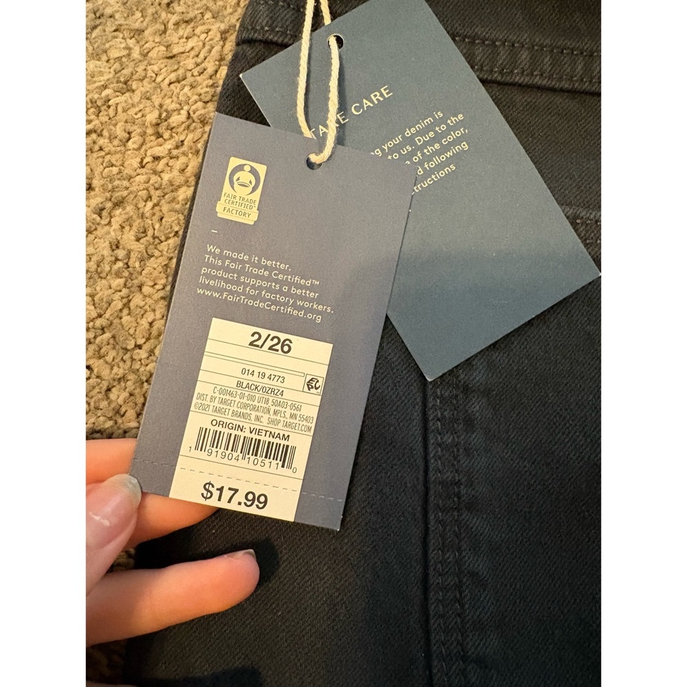 Universal Thread | Vintage Stretch Denim Midi Shorts - Picture 11 of 12